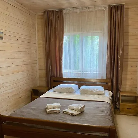 айворі хаус * Mykulychyn