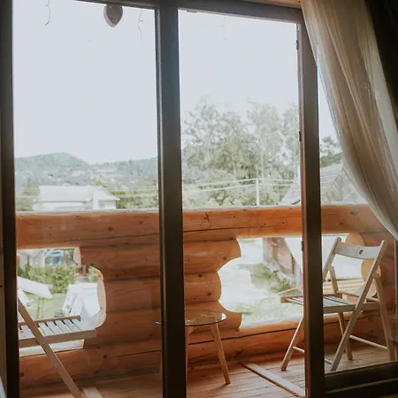 айворі хаус *