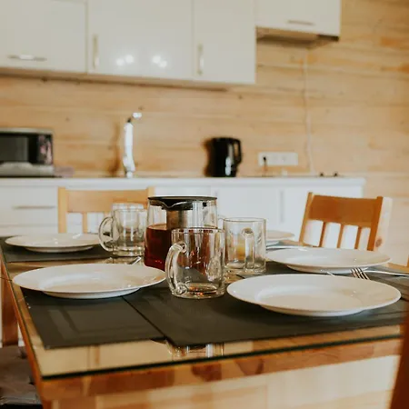 айворі хаус * מיקוליצ'ין