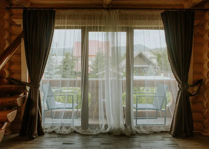 айворі хаус